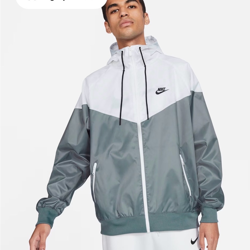 Nike Men's White and Gray Colorblock Windbreaker Jacket